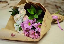 Букет цветов из:  Розы и Хризантемы #REPLACE_PRED# Находке