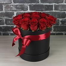 Цветочная композиция из Розы в шляпной коробке #REPLACE_PRED# Находке
